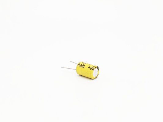 ตัวเก็บประจุอุณหภูมิสูง 2000 ชั่วโมง 33UF100V ESR ต่ำ ความคลาดเคลื่อน 20%