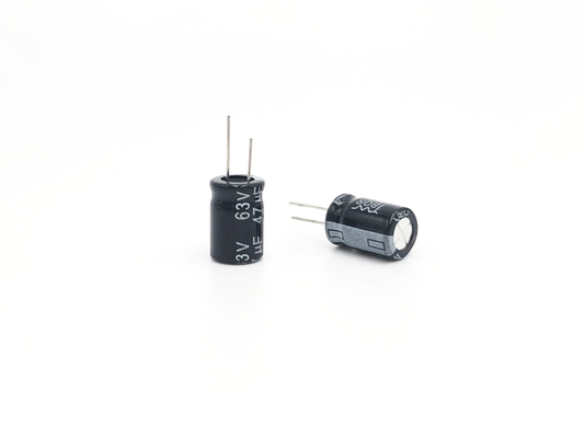 47UF63V ตัวเก็บประจุอลูมิเนียมอิเล็กโทรลีติคขนาดเล็ก 8x12 มม. ความจุขนาดใหญ่