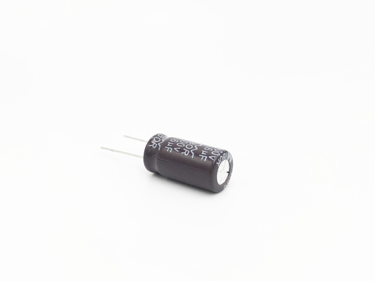 5.6UF400V ตัวเก็บประจุกระแสไฟระลอกสูง 8000 ชั่วโมงตัวเก็บประจุ CFL อายุการใช้งานยาวนาน