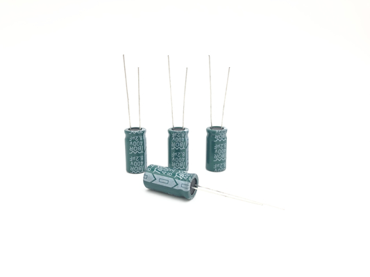 สีเขียว Radial Electrolytic Capacitor 8.2UF400V 10X20mm TW BOR