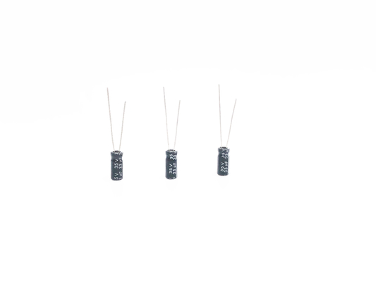 33UF35V ตัวเก็บประจุขนาดเล็ก 5x11mm Radial Lead Type 2000 Hours