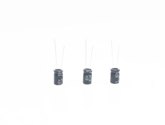 ISO14001 ตัวเก็บประจุขนาดเล็ก 47UF 63V 8X12MM Al Electrolytic Capacitor