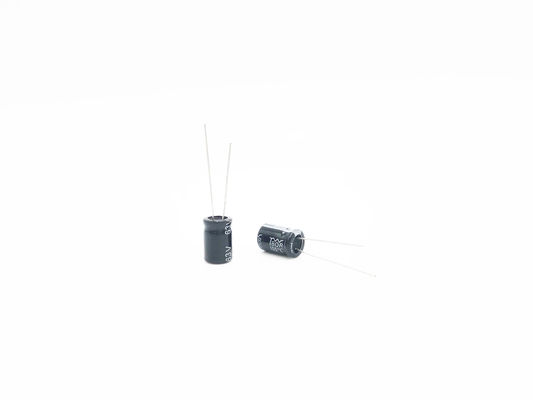 ISO14001 ตัวเก็บประจุขนาดเล็ก 47UF 63V 8X12MM Al Electrolytic Capacitor
