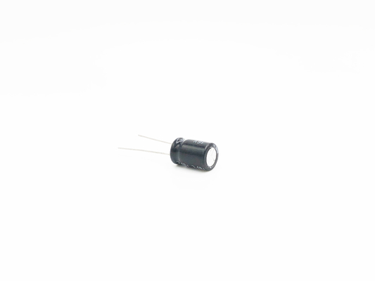 วงจรอุณหภูมิสูงตัวเก็บประจุขนาดเล็ก 1000UF16V 10X16mm
