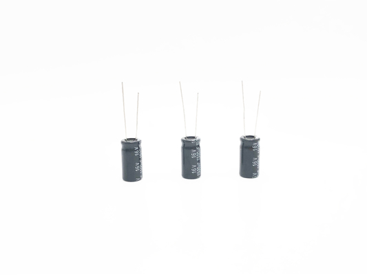 ตัวเก็บประจุอลูมิเนียมอิเล็กโทรลีติคแบบเรเดียลขนาดเล็ก 1500UF 16V