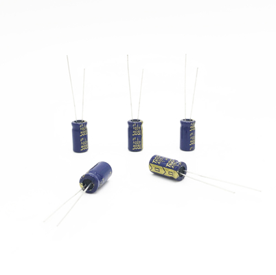 1UF 400V ตัวเก็บประจุอลูมิเนียมอิเล็กโทรลีติค ESR ต่ำ 8x10mm Radial Lead