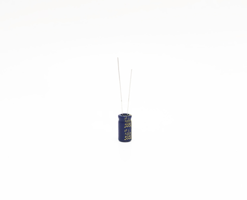 1UF 400V ตัวเก็บประจุอลูมิเนียมอิเล็กโทรลีติค ESR ต่ำ 8x10mm Radial Lead