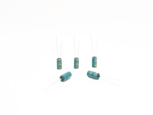 กระบอกสูบ 4.7UF 250V Al Electrolytic Capacitor 8x9MM ISO9001