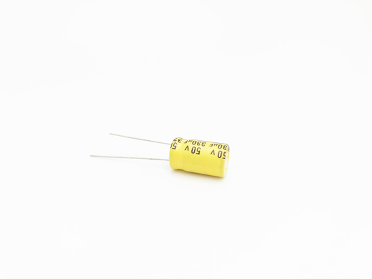 13X20MM 130C ตัวเก็บประจุแบบอิเล็กโทรไลต์อุณหภูมิสูง 330UF 50V