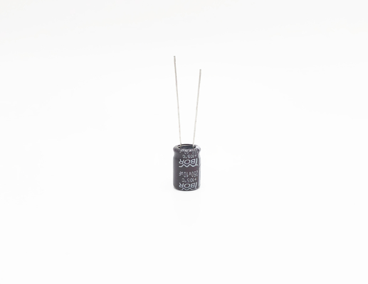 อุณหภูมิกว้าง 22X35MM 10uf 250v Capacitor สำหรับหลอดไฟประหยัดพลังงาน