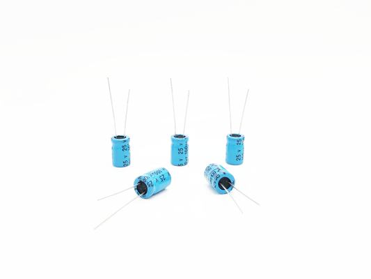 220uF25V ตัวเก็บประจุแอมป์รถยนต์ 8x12 มม. สำหรับวงจรกลับขั้ว