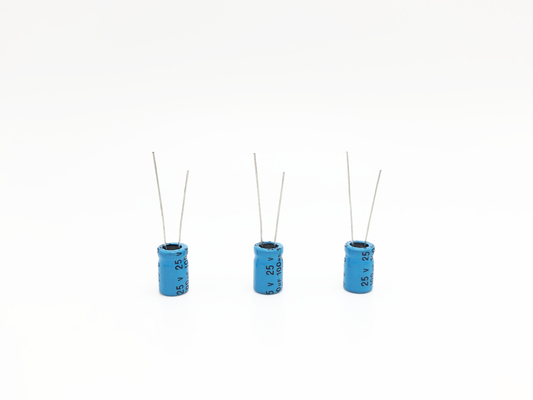 220uF25V ตัวเก็บประจุแอมป์รถยนต์ 8x12 มม. สำหรับวงจรกลับขั้ว